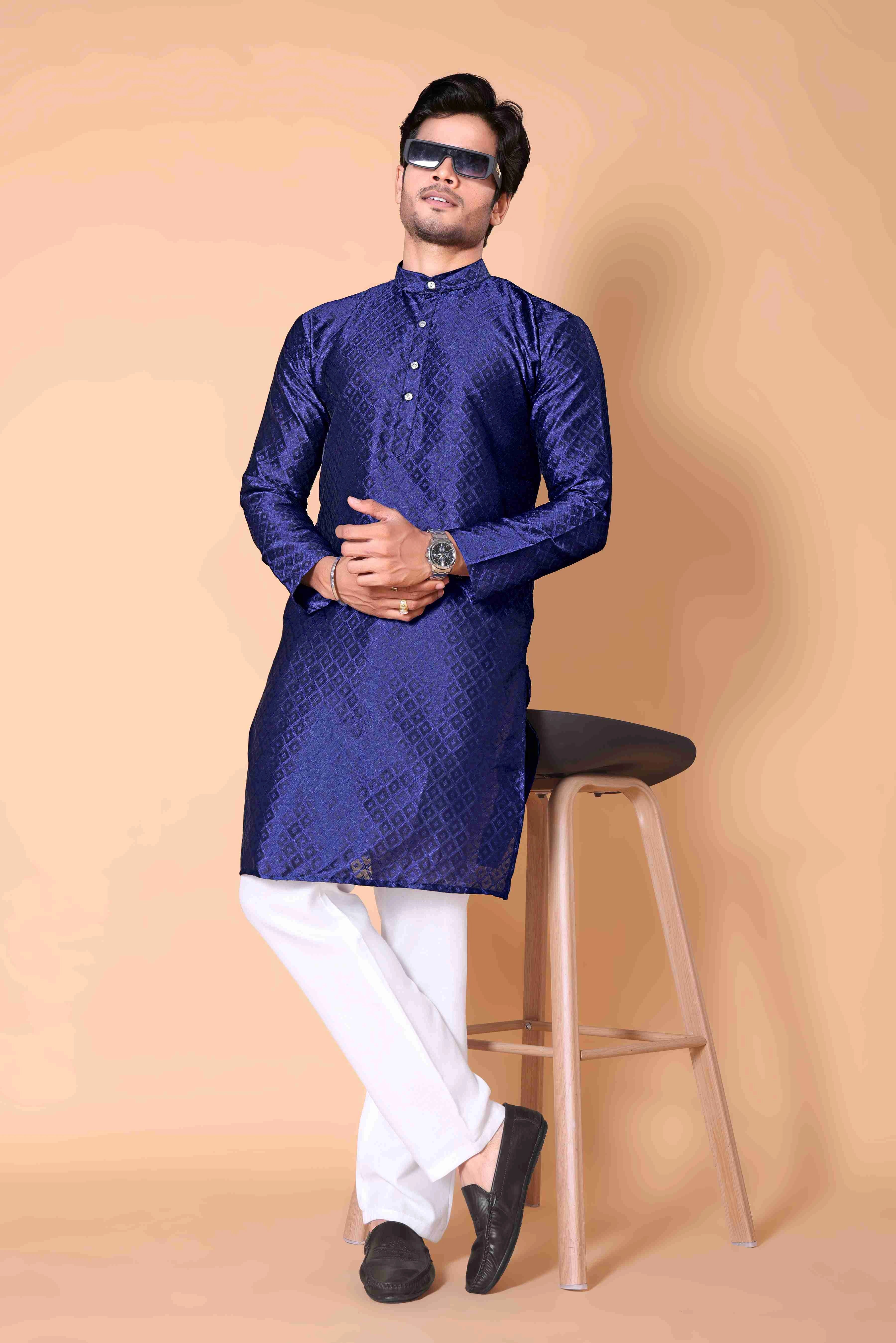 NAVY BLUE